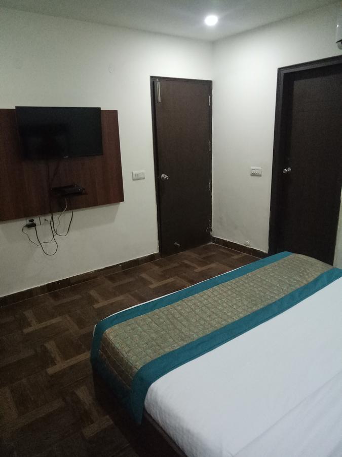 Hotel Nathu Palace New Delhi Eksteriør bilde