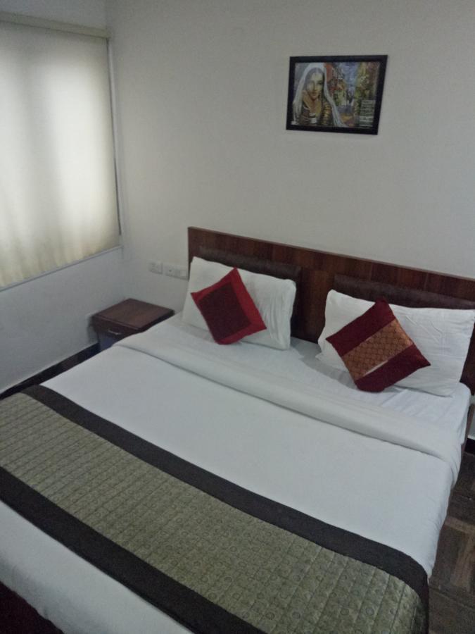 Hotel Nathu Palace New Delhi Eksteriør bilde